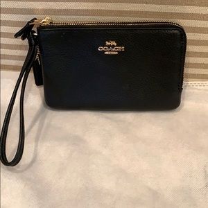 💜COACH DOUBLE ZIP WRISTLET 💚💜